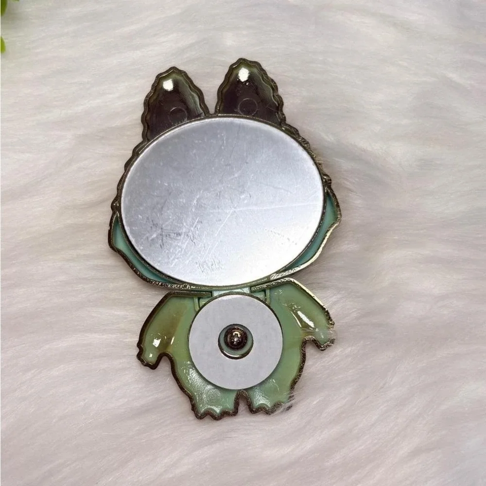 Labubu‎ Phone Mirror/Stand